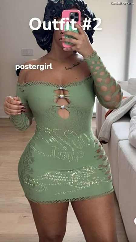 Queen Naija photo 17 of 70