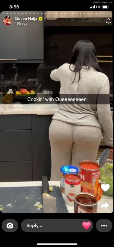 Queen Naija photo 20 of 70