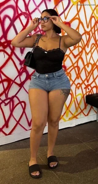 Queen Naija photo 22 of 70