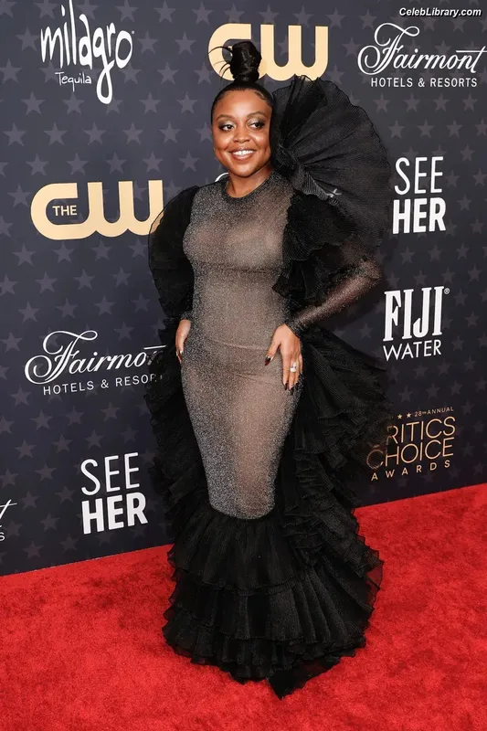 Quinta Brunson photo 1 of 60