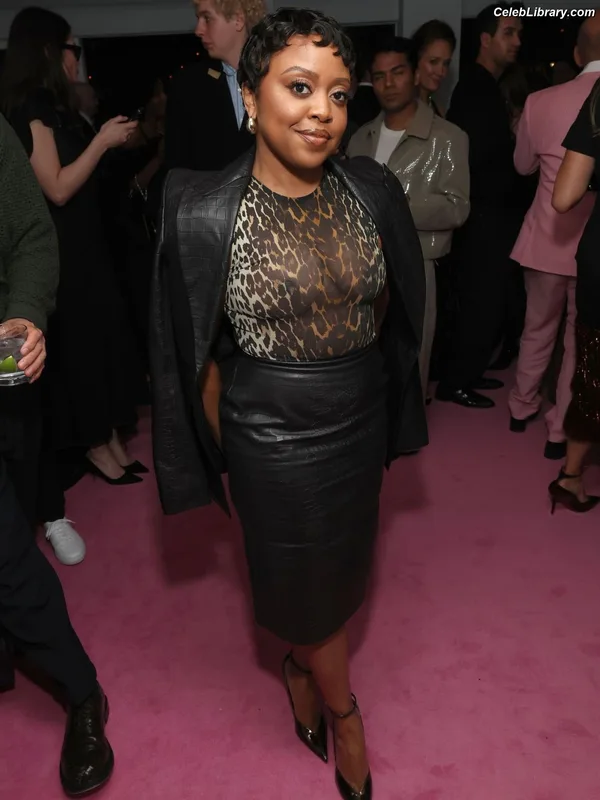 Quinta Brunson photo 10 of 60