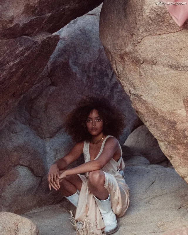 Quintessa Swindell photo 8 of 102