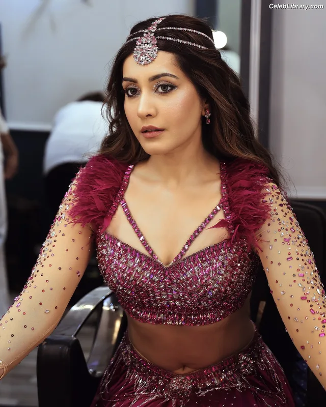 Raashi Khanna photo 19 of 77