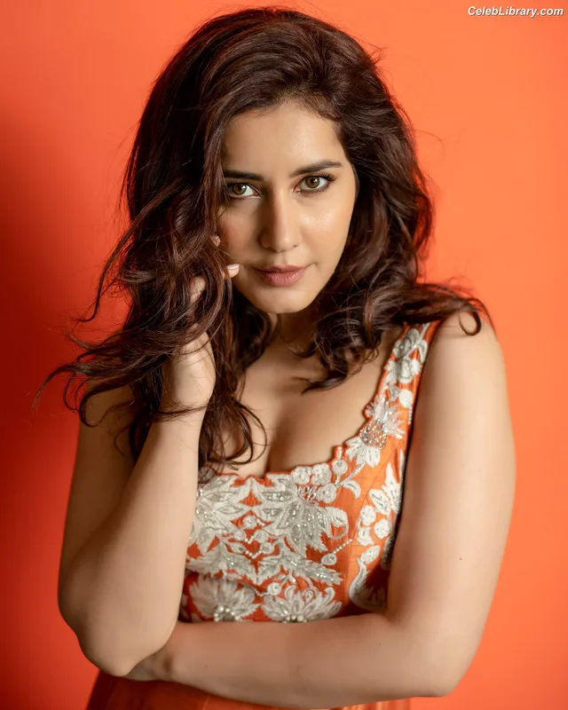 Raashi Khanna photo 7 of 77