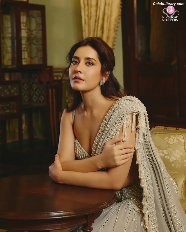 Raashi Khanna photo 19 of 77