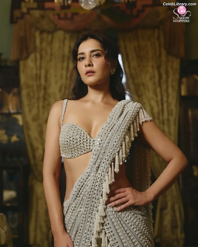 Raashi Khanna photo 21 of 77