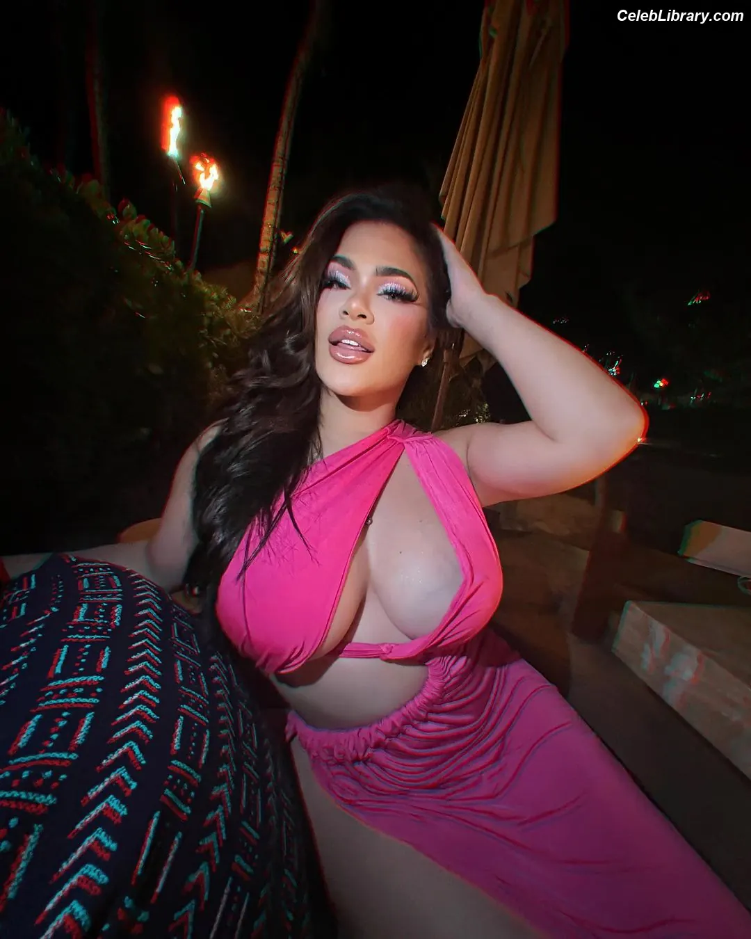 Rachael Ostovich photo 24 of 598