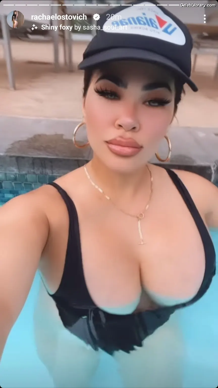 Rachael Ostovich photo 3 of 598