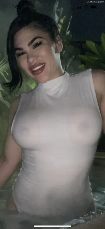 Rachael Ostovich photo 8 of 598