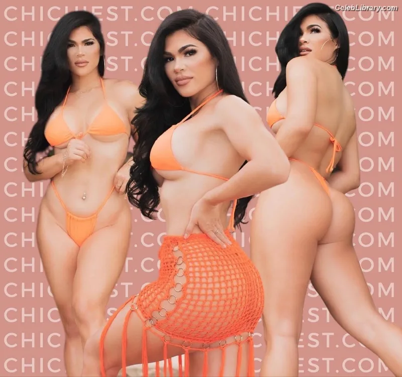 Rachael Ostovich photo 17 of 598