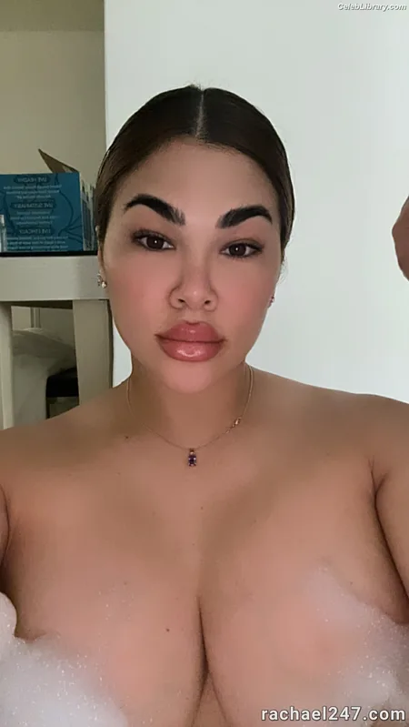 Rachael Ostovich photo 22 of 598