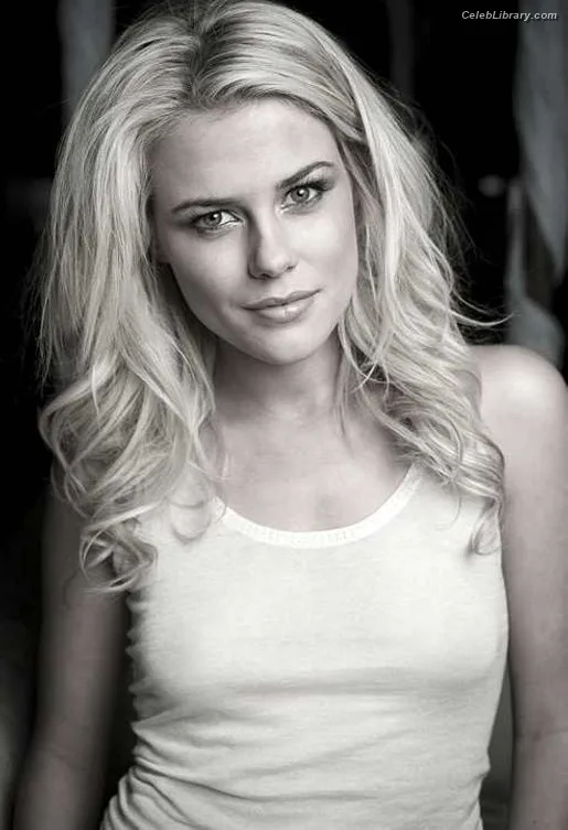 Rachael Taylor photo 24 of 53