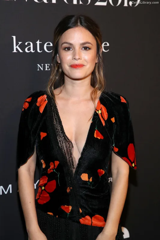 Rachel Bilson photo 11 of 404