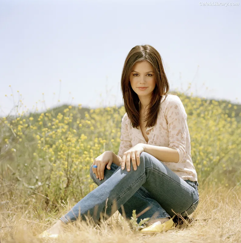 Rachel Bilson photo 20 of 404