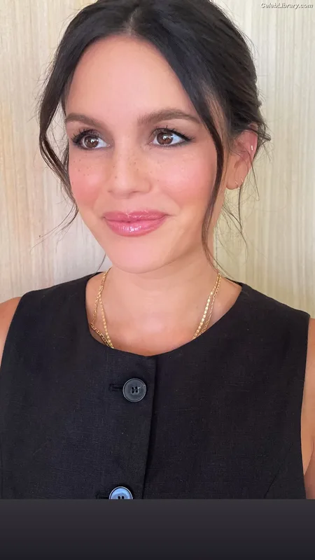 Rachel Bilson photo 3 of 404