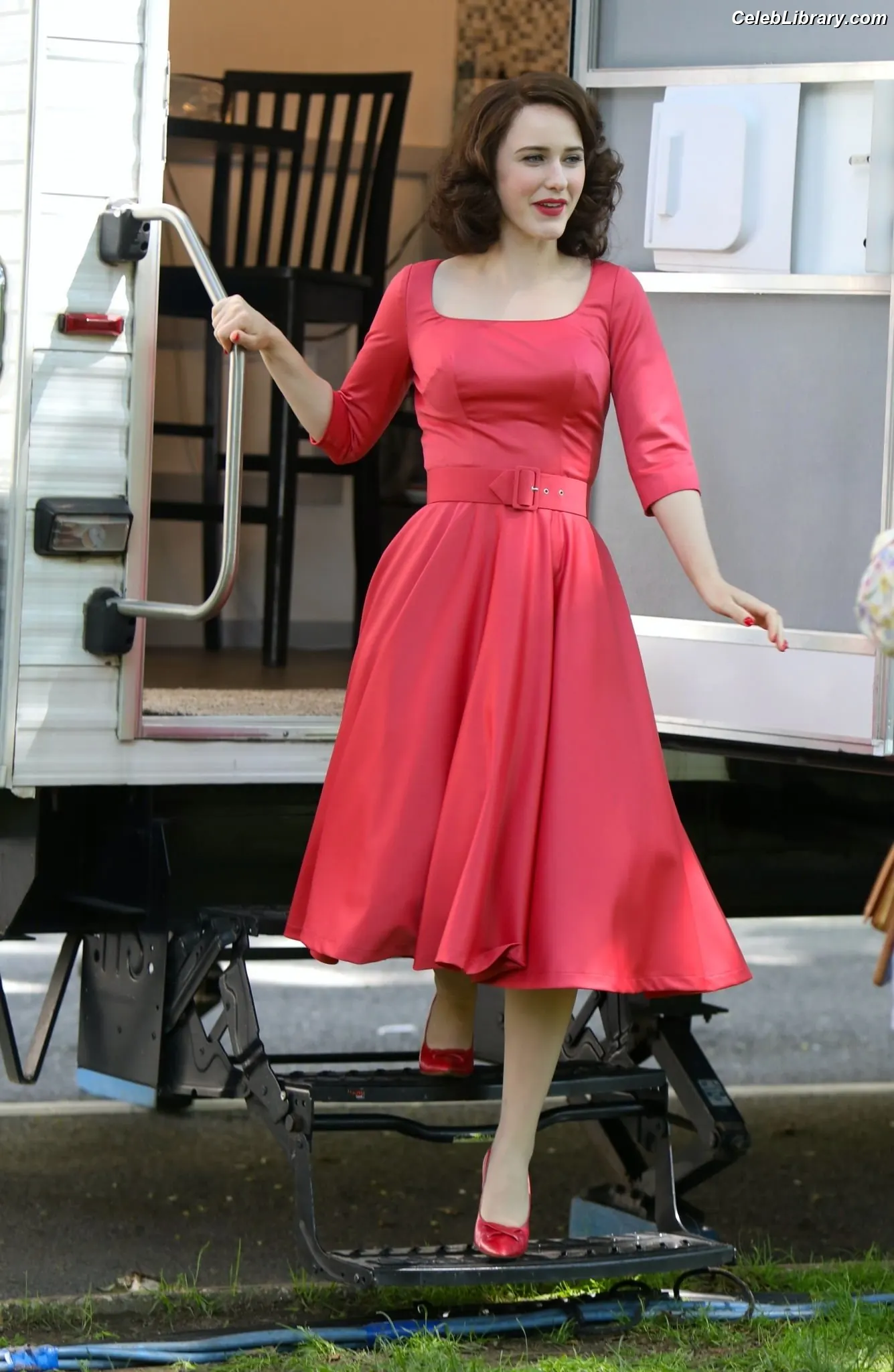 Rachel Brosnahan photo 24 of 1305