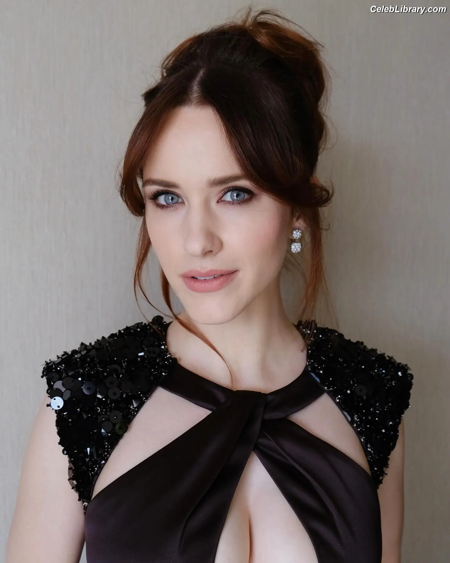 Rachel Brosnahan photo 11 of 1305
