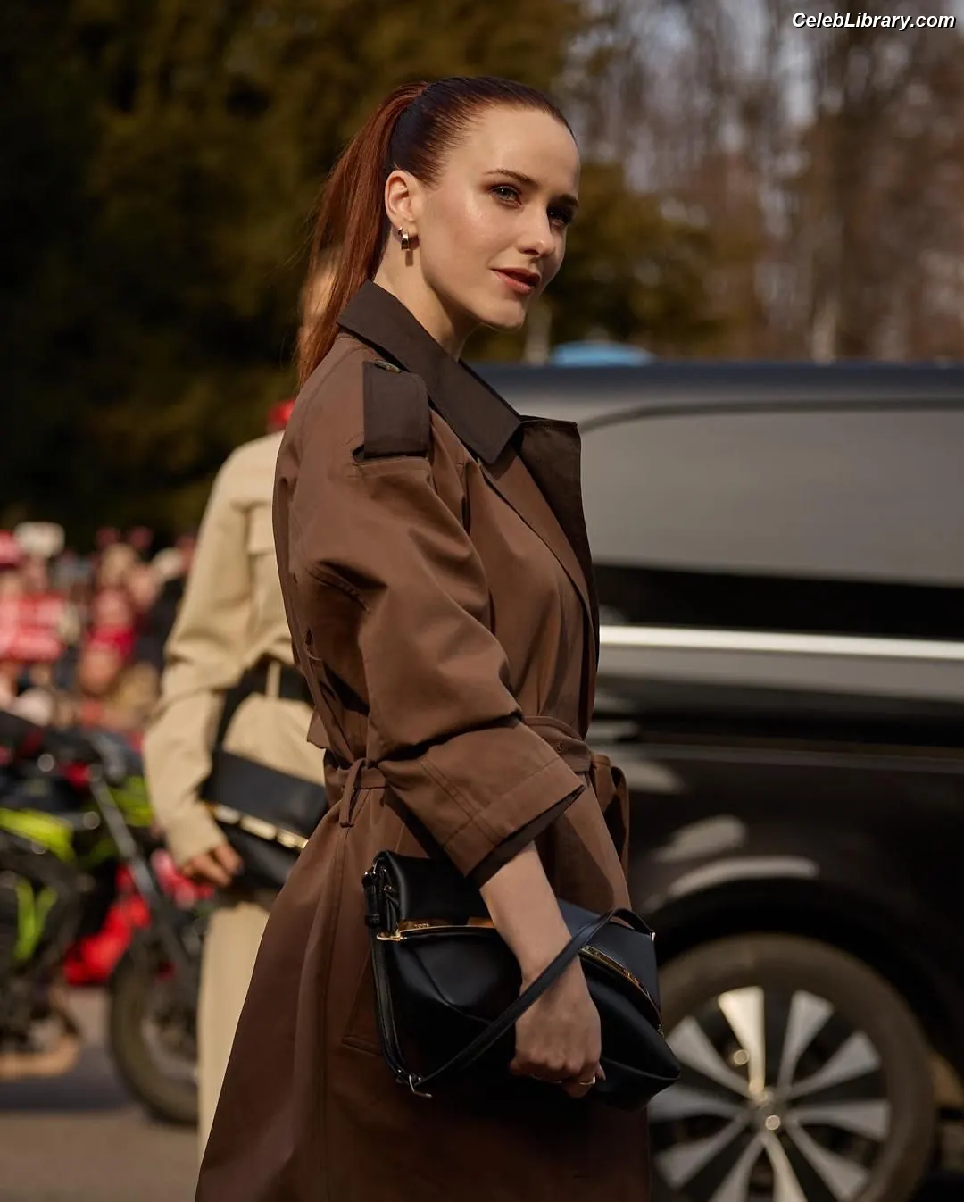 Rachel Brosnahan photo 11 of 1305