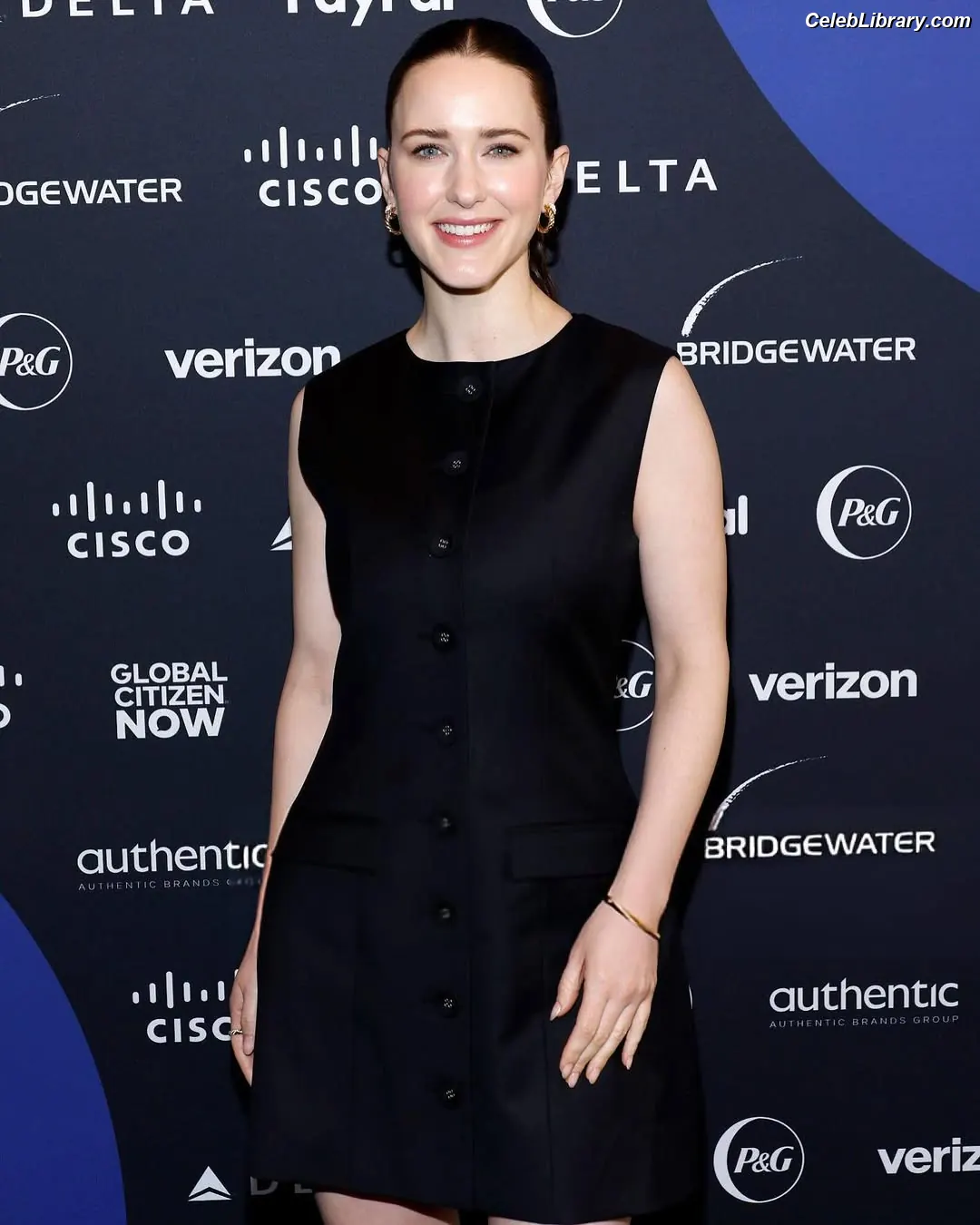 Rachel Brosnahan photo 10 of 1305