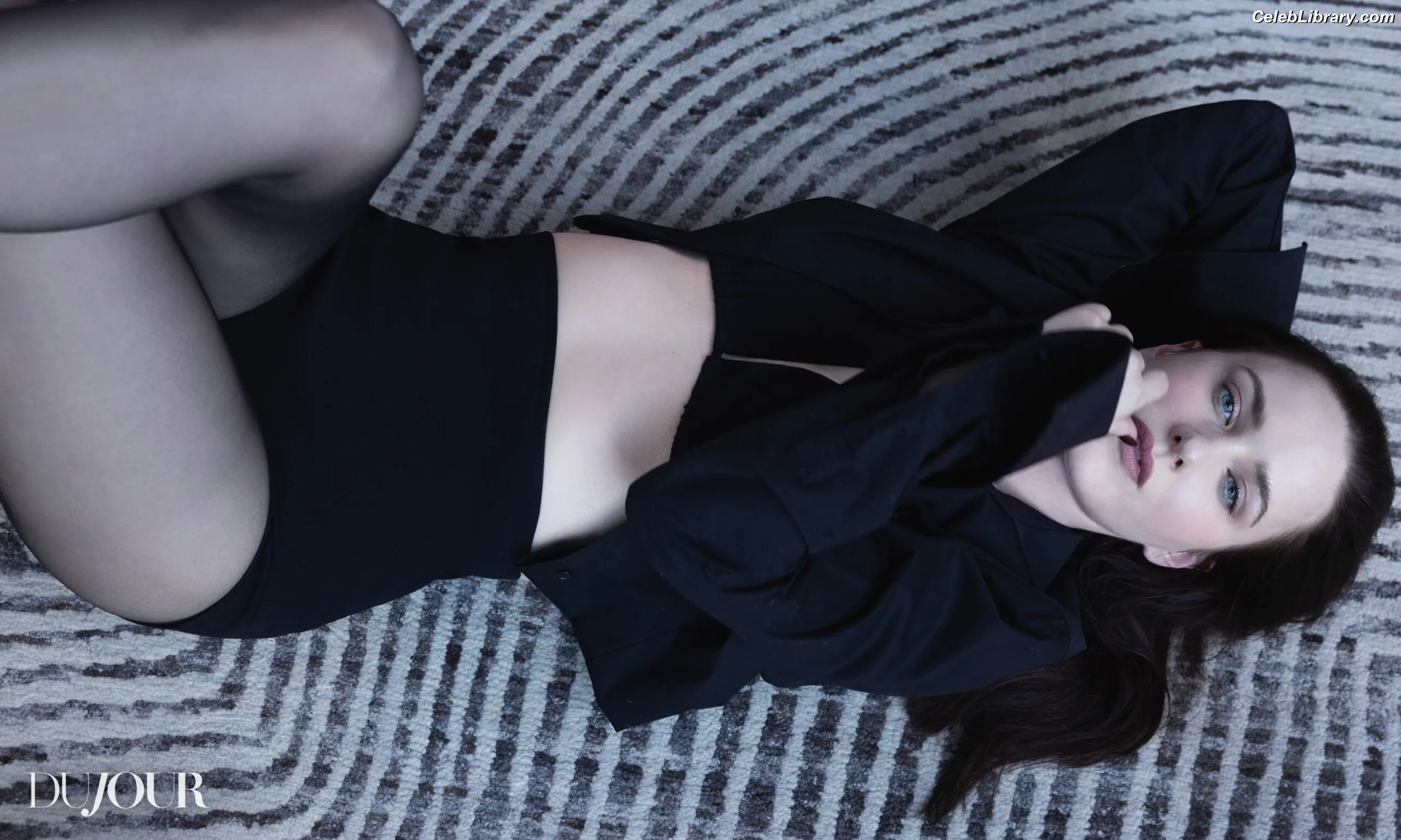 Rachel Brosnahan photo 10 of 1305