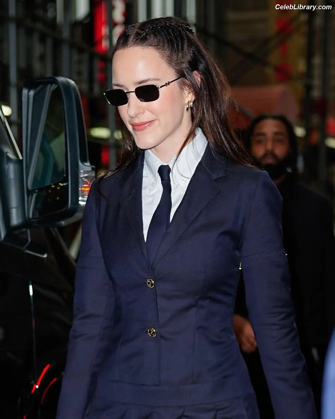 Rachel Brosnahan photo 17 of 1305