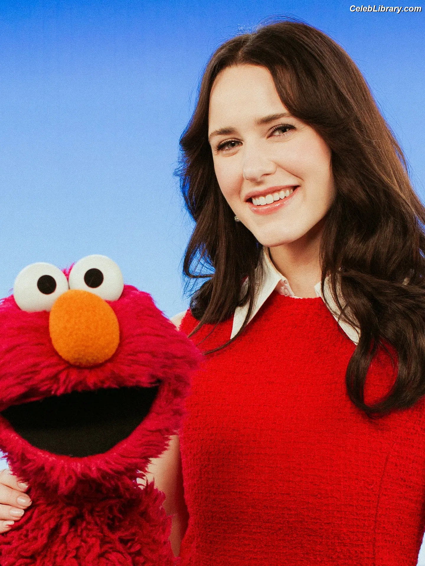 Rachel Brosnahan photo 10 of 1305