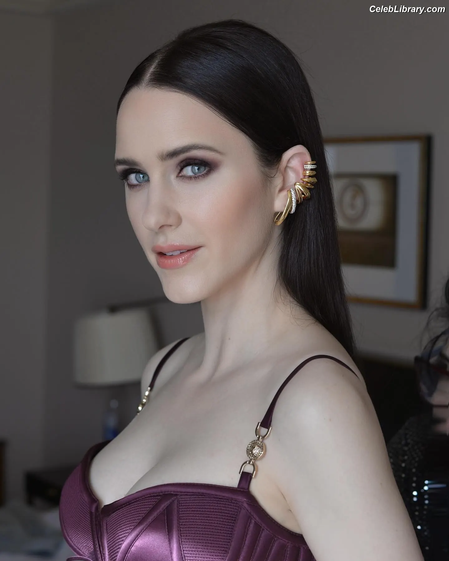 Rachel Brosnahan photo 13 of 1305
