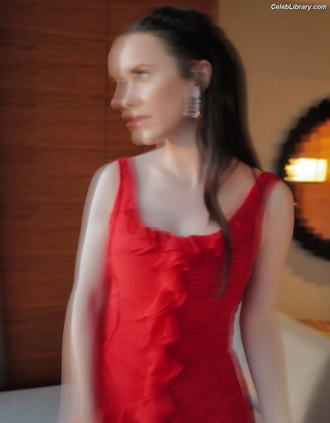 Rachel Brosnahan photo 4 of 1305