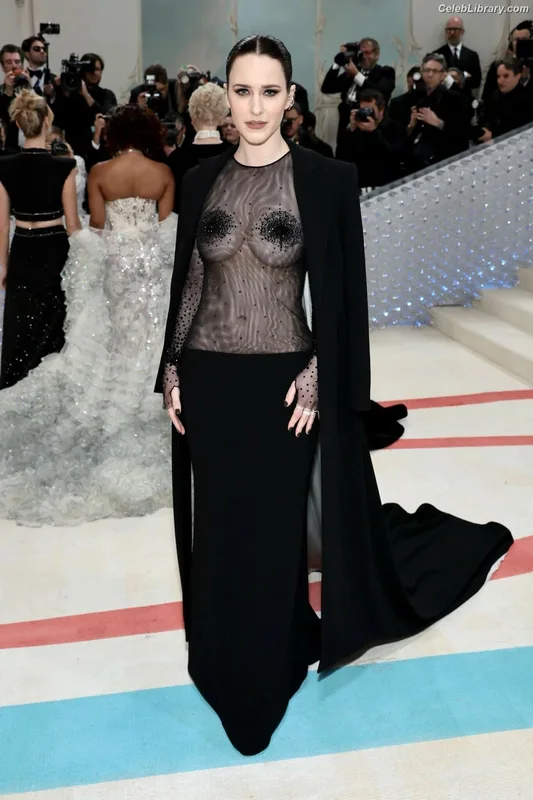 Rachel Brosnahan photo 20 of 1301