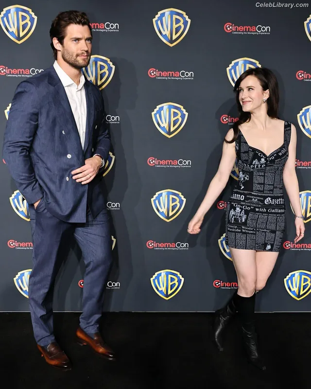 Rachel Brosnahan photo 15 of 1301