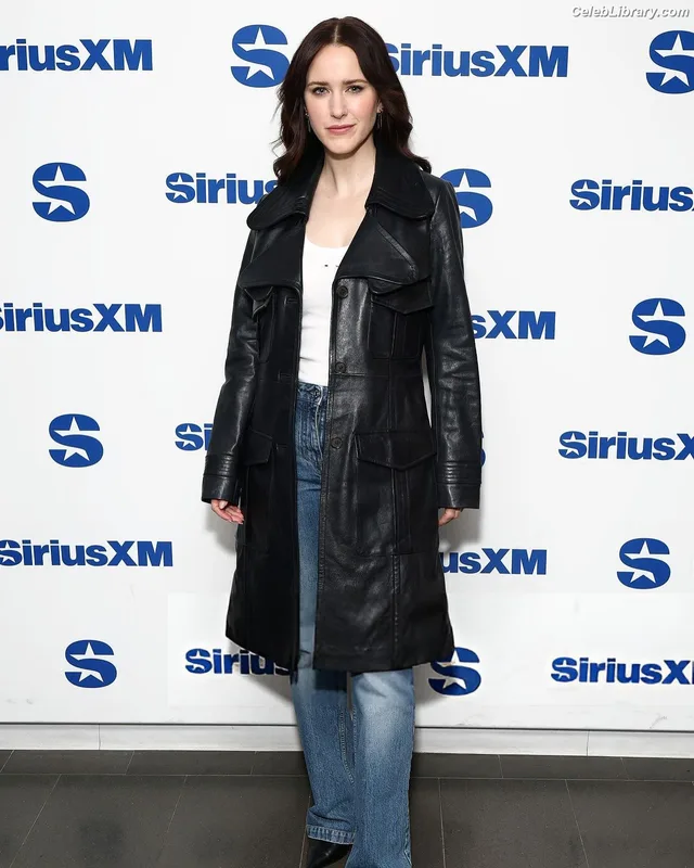 Rachel Brosnahan photo 11 of 1301