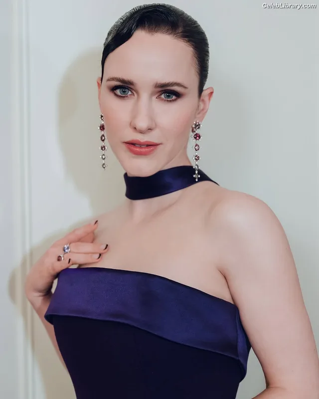 Rachel Brosnahan photo 24 of 1301