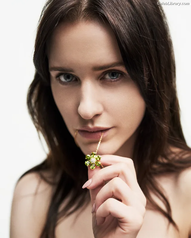 Rachel Brosnahan photo 8 of 1301