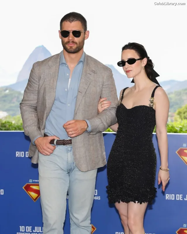 Rachel Brosnahan photo 22 of 1301