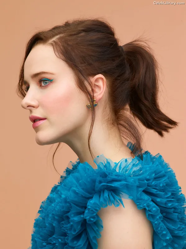 Rachel Brosnahan photo 24 of 1301