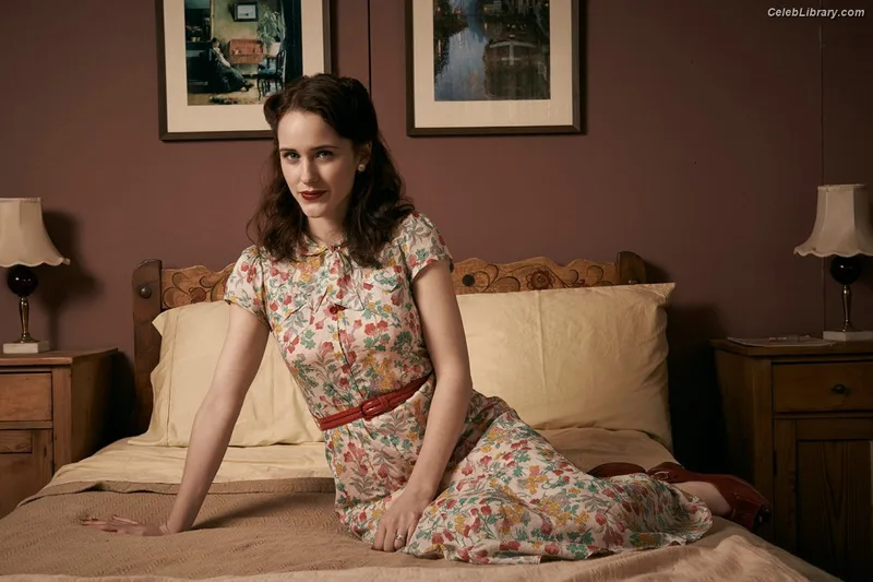 Rachel Brosnahan photo 17 of 1301