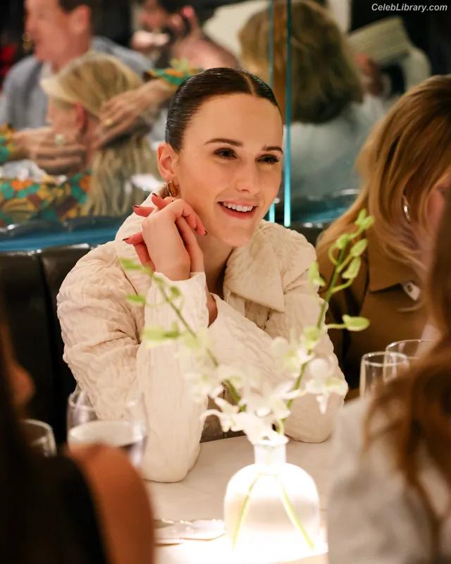 Rachel Brosnahan photo 16 of 1301