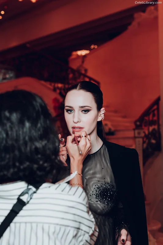 Rachel Brosnahan photo 5 of 1301