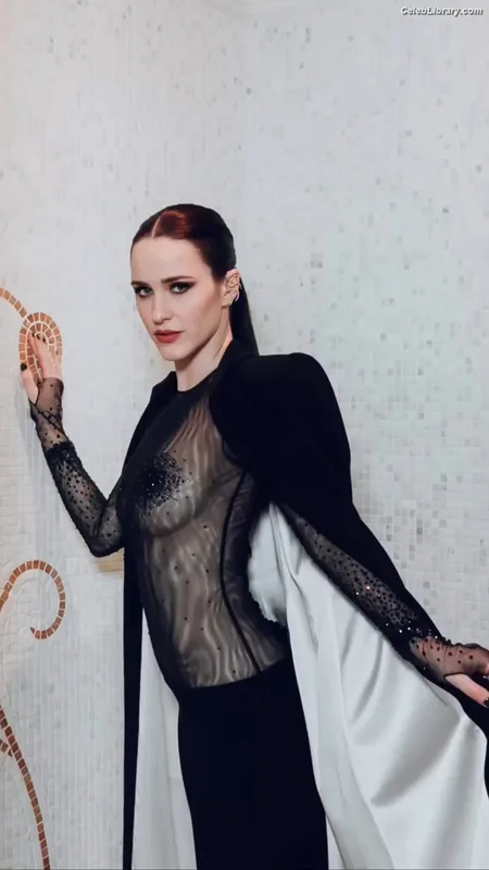 Rachel Brosnahan photo 16 of 1301