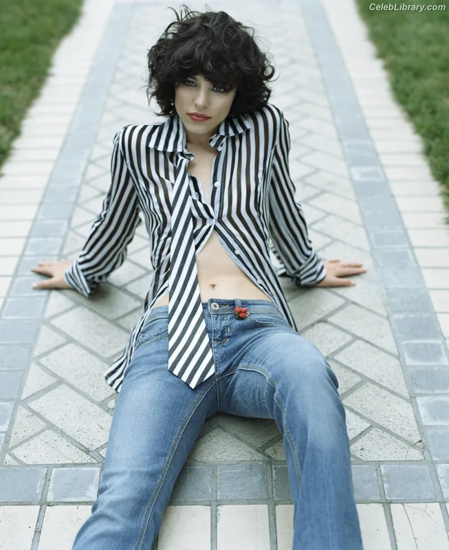 Rachel McAdams photo 9 of 251