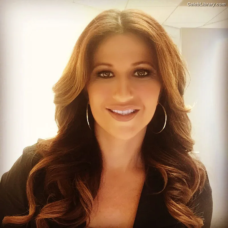 Rachel Nichols photo 9 of 91