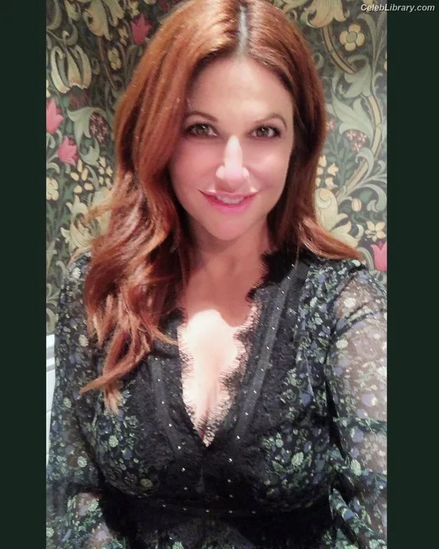 Rachel Nichols photo 24 of 91