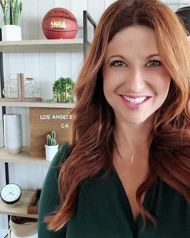 Rachel Nichols photo 3 of 91