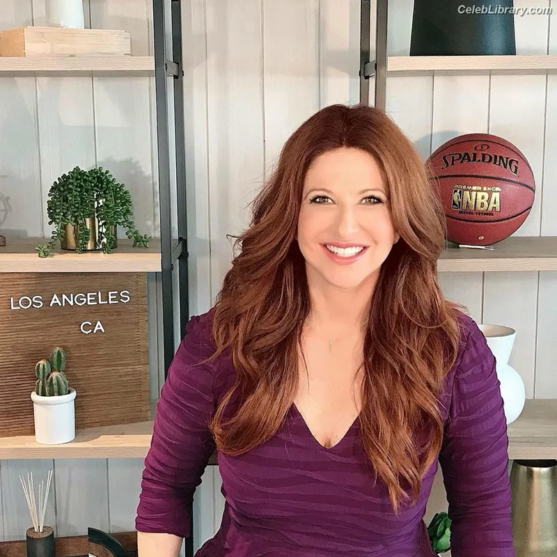 Rachel Nichols photo 4 of 91