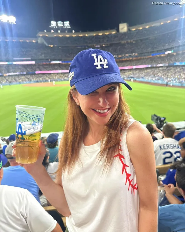 Rachel Nichols photo 12 of 91