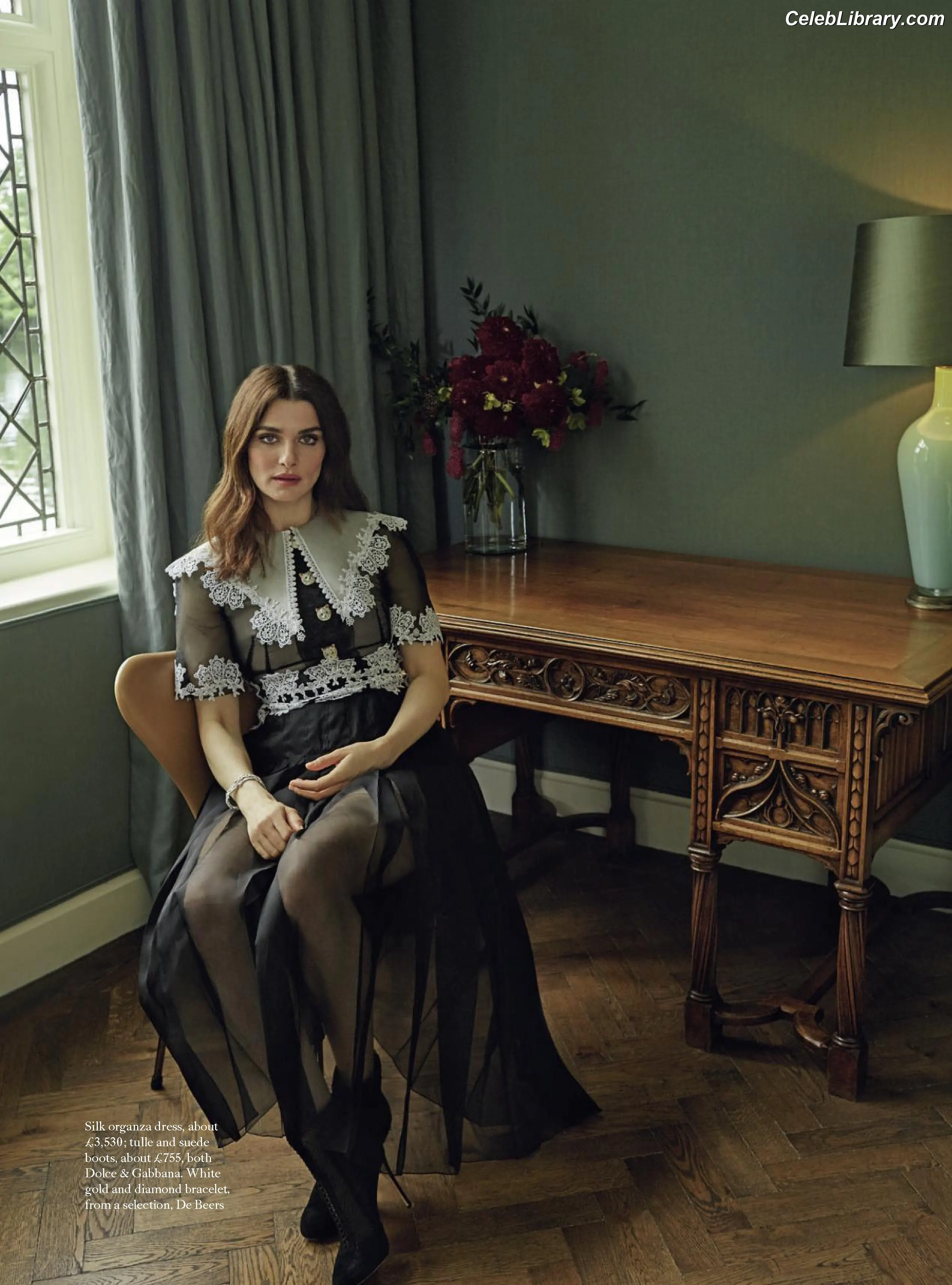 Rachel Weisz photo 23 of 330