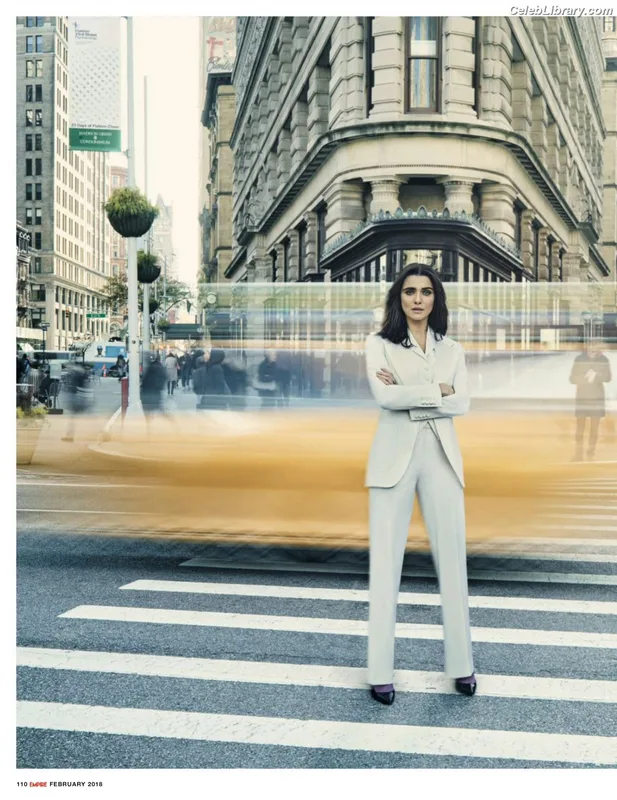 Rachel Weisz photo 8 of 330