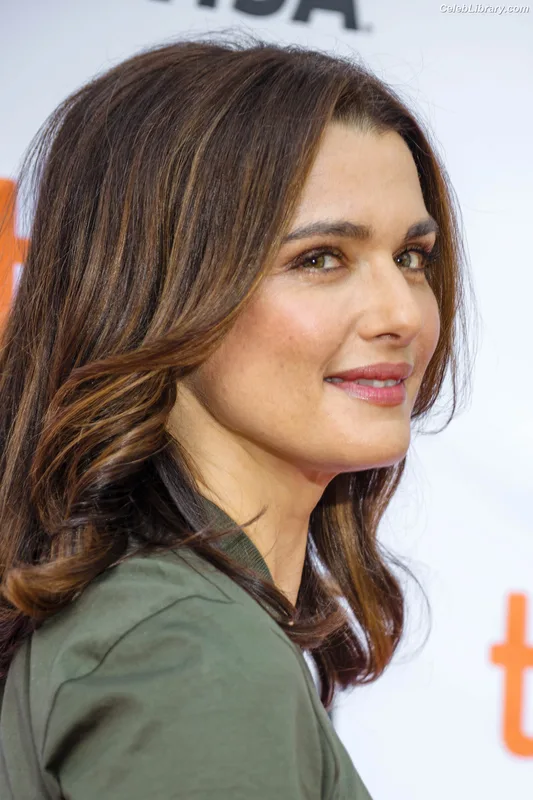 Rachel Weisz photo 14 of 330