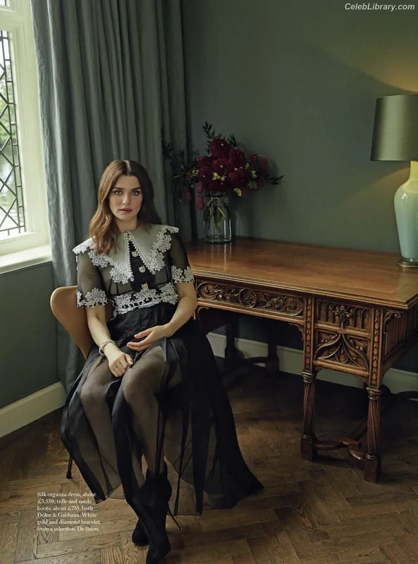 Rachel Weisz photo 23 of 330