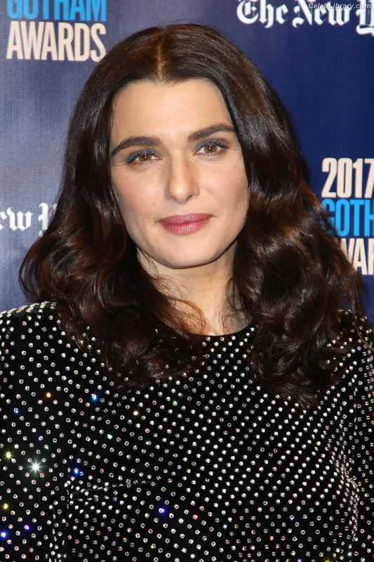 Rachel Weisz photo 5 of 330